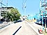 外観：【前面道路】前面道路の交通量も少なく安心してお過ごしいただけます。