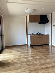 シャインウェーブmiyagoshi 102 2階1LDKのリビング/ダイニング