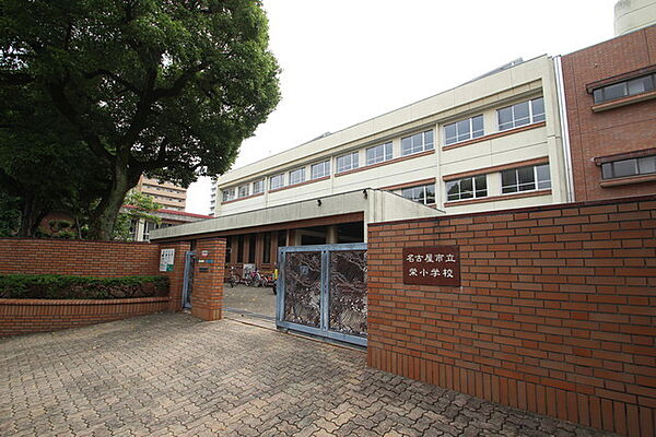 画像15:名古屋市立栄小学校