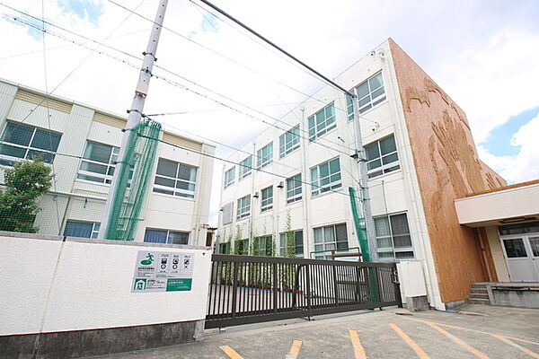 画像12:名古屋市立山田東中学校