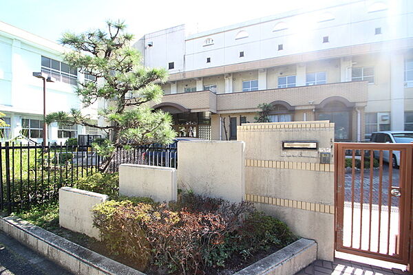 画像28:名古屋市立東白壁小学校