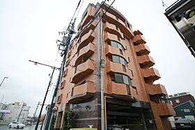 エルシャトー 202 ｜ 愛知県名古屋市西区上名古屋１丁目（賃貸マンション1LDK・2階・41.00㎡） その1