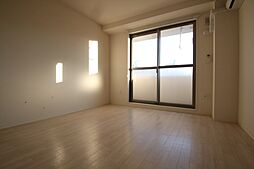 アールコート本陣 102 1階1Kのリビング/ダイニング