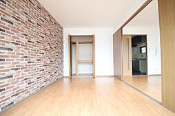 スリーハイツ 201 3階2DKのリビング/ダイニング