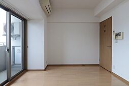 ベレーサ新瑞橋 301 3階ワンルームのリビング/ダイニング