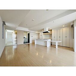 IZUMI1(イズミワン) 906 9階1LDKのリビング/ダイニング