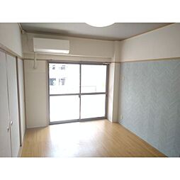 啓周ビル 212 2階2DKの室内