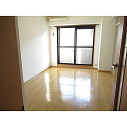 第3クインビル 201 2階1Kのリビング/ダイニング