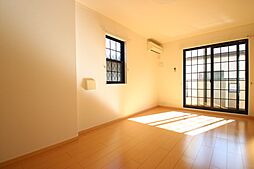 ソレイユ 103 1階1LDKのリビング/ダイニング