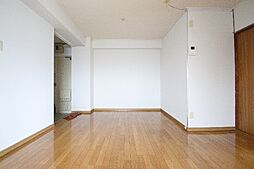 紫磨ビル 405 4階2LDKのリビング/ダイニング