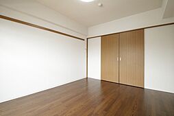 メゾンラフィネ 302 3階1DKのリビング/ダイニング