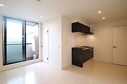 Ratcliffe 201 2階1LDKのリビング/ダイニング