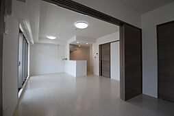 グランドゥール覚王山大島 205 2階3LDKのリビング/ダイニング