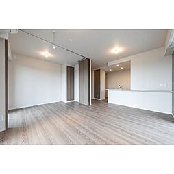 NAGOYA the TOWER(ナゴヤザタワー) 413 4階3LDKのリビング/ダイニング