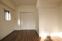 アーデルドルフ 205 2階1DKのリビング/ダイニング