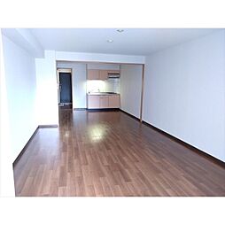 K2ビル 702 7階1DKのリビング/ダイニング