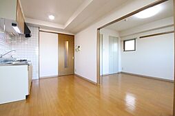 シャルム・八田 501 5階1LDKのリビング/ダイニング