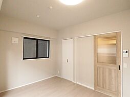 UN ROOM 701 7階1Kのリビング/ダイニング