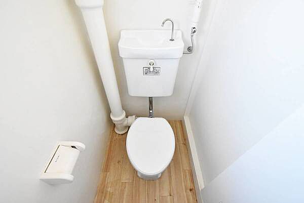 apartment 東京都港区虎ノ門４丁目3-13　ヒューリック神谷町ビル4階