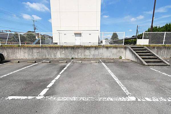 apartment 栃木県佐野市米山南町53-3
米山南町の賃貸情報を見る
物件地図