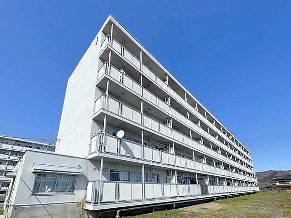 apartment 栃木県那須烏山市城東4-16
地図を見る