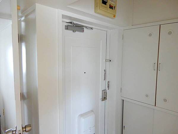 apartment 東京都港区虎ノ門４丁目3-13　ヒューリック神谷町ビル4階