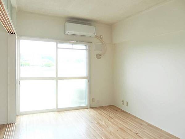 apartment 秋田県雄勝郡羽後町西馬音内堀回字下岩本101-38
地図を見る