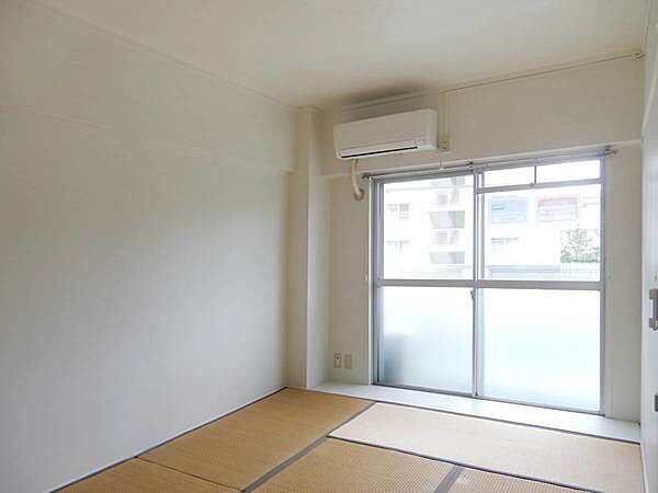apartment 東京都港区虎ノ門４丁目3-13　ヒューリック神谷町ビル4階