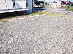 17 / 19