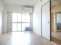 ビレッジハウス白枝2号棟 0402 4階2Kのリビング/ダイニング