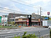 ケンタッキーフライドチキン小野原店 徒歩1分。 80m
