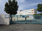 高槻市立五百住小学校 徒歩6分。 420m
