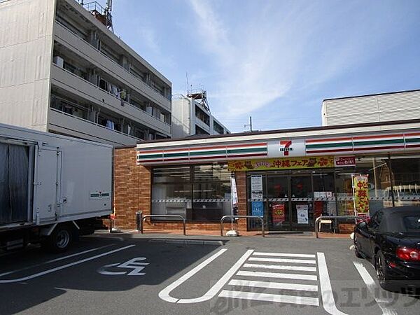 画像28:セブンイレブン茨木東奈良店 徒歩15分。 1180m