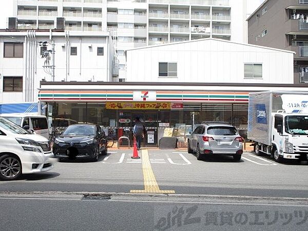 画像13:セブンイレブン吹田江の木町店 徒歩5分。 380m