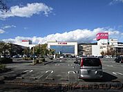イオン高槻店 徒歩23分。 1810m