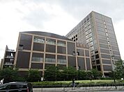 私立関西大学高槻ミューズキャンパス 徒歩32分。 2530m