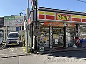 デイリーヤマザキ関大前店 徒歩1分。 70m