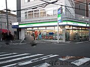 ファミリーマート茨木竹橋町店 徒歩1分。 60m