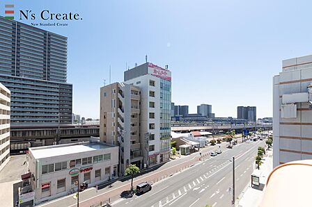 JR長町駅へと続く東側道路