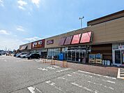 ヤオコー籠原店 622m