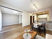 会話が弾むカウンターキッチンで、家族との時間がもっと楽しくなります