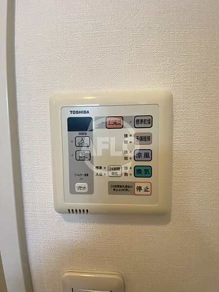 画像13:クレグラン北梅田　浴室換気乾燥暖房機