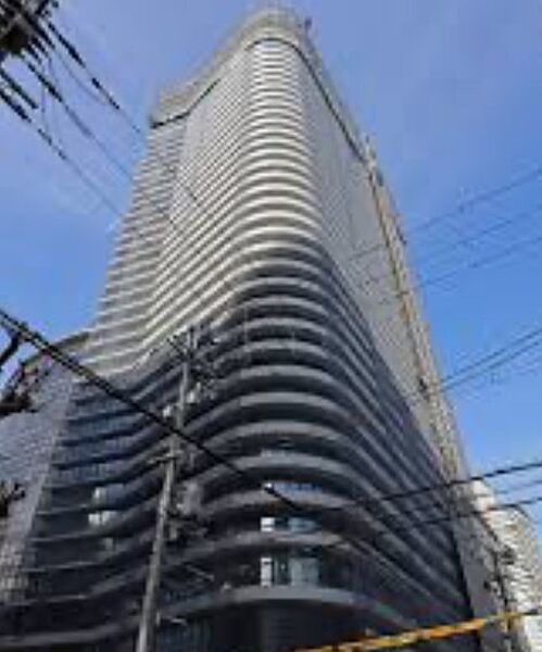 Brillia Tower堂島 ｜大阪府大阪市北区堂島2丁目(賃貸マンション1LDK・4階・47.23㎡)の写真 その1