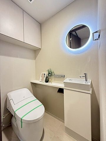 トイレ クレヴィア新宿中落合EAST 7階/702