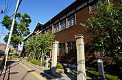 図書館「吹田市立千里山・佐井寺図書館まで1419m」