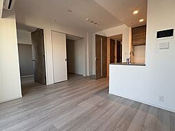 パークアクシス板橋本町ステーションゲート 301 3階2LDKのリビング/ダイニング