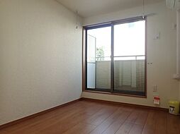 エメロード江古田 1階1Kのリビング/ダイニング