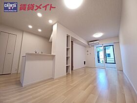 ミライズテラス川越　III 102 ｜ 三重県三重郡川越町大字当新田（賃貸アパート1LDK・1階・50.05㎡） その3