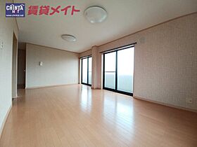 高松様アパート 2 ｜ 三重県四日市市松原町（賃貸マンション1LDK・2階・49.36㎡） その3