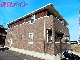 三重県四日市市午起1丁目（賃貸アパート1LDK・2階・44.97㎡） その1